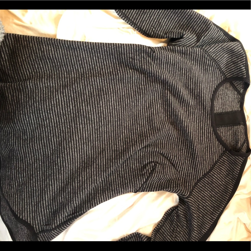 lulu lemon winter work out top